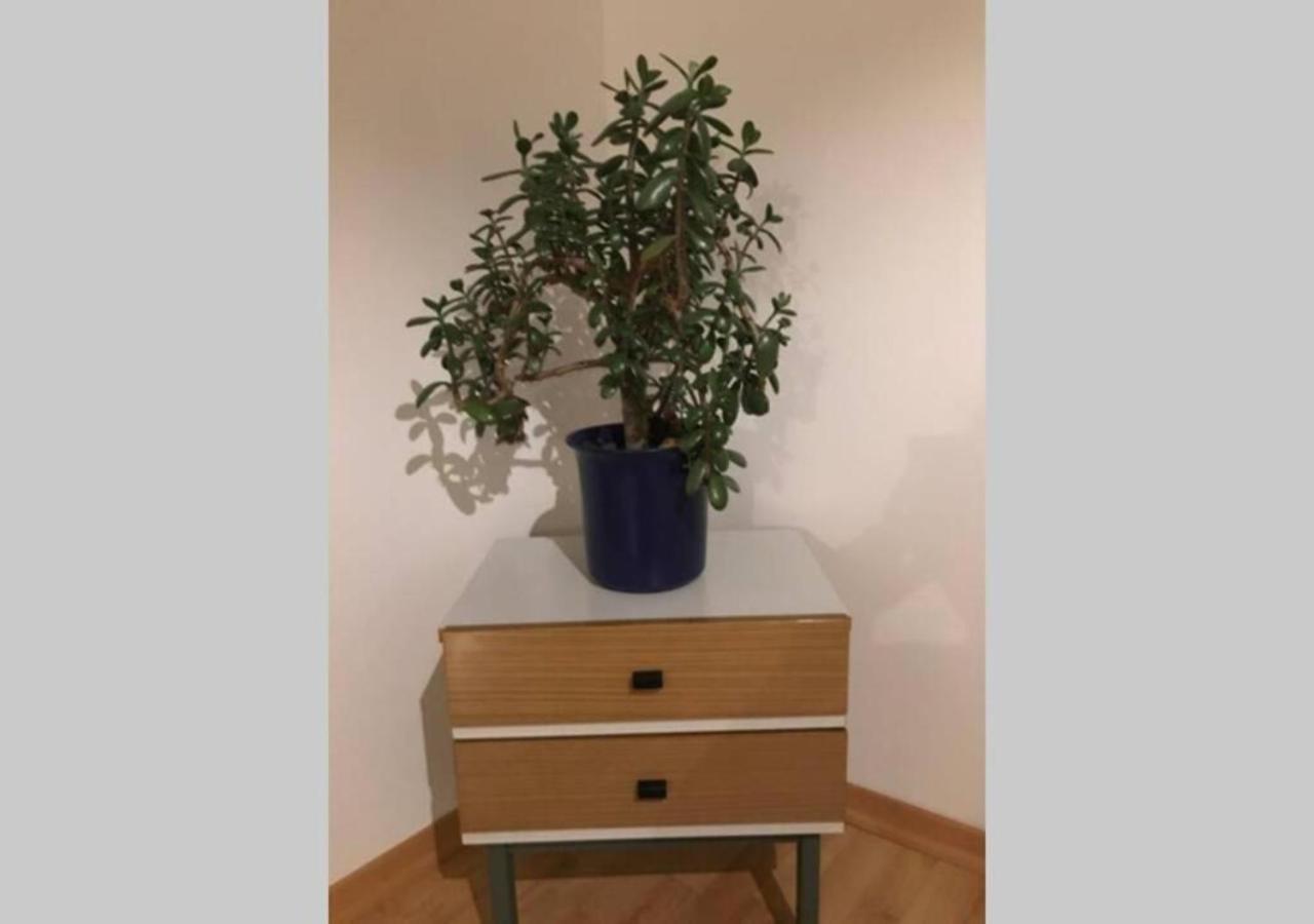 Live Easy With Balcony,netflix, Quiet, Close To Football Stadium, Direct Train Connection, Espresso Maker Leipzig